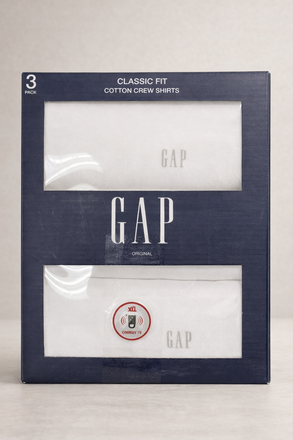 Pack de 3 camisetas interiores de algodón GAP – Classic Fit Cotton Crew Shirts.