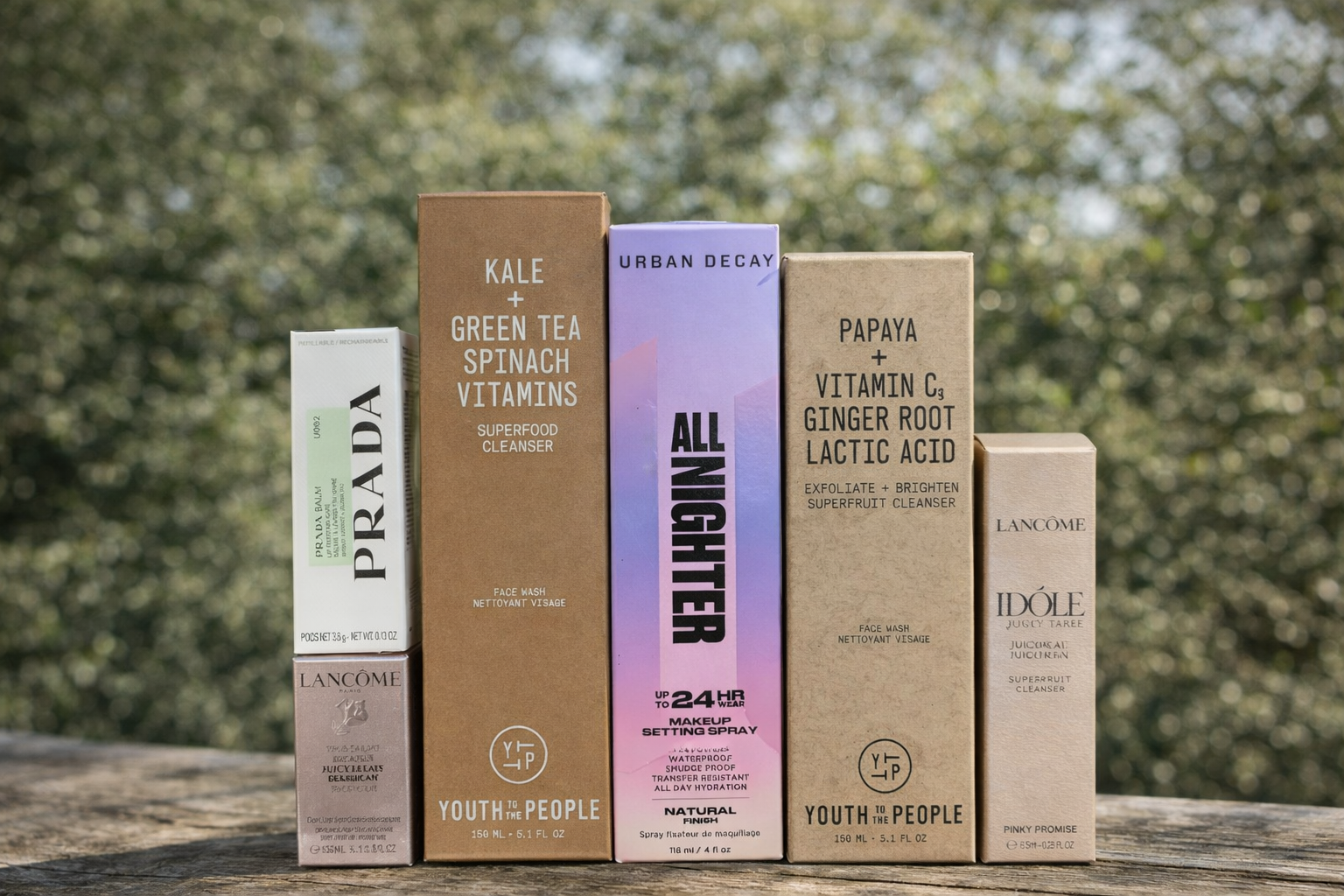 Combo: Prada – Prada Balm (mini) + Lancôme – Idôle Juicy Treat (Pinky Promise) + Youth To The People – Superfood Cleanser + Urban Decay – All Nighter Setting Spray + Youth To The People – Superfruit Cleanser
