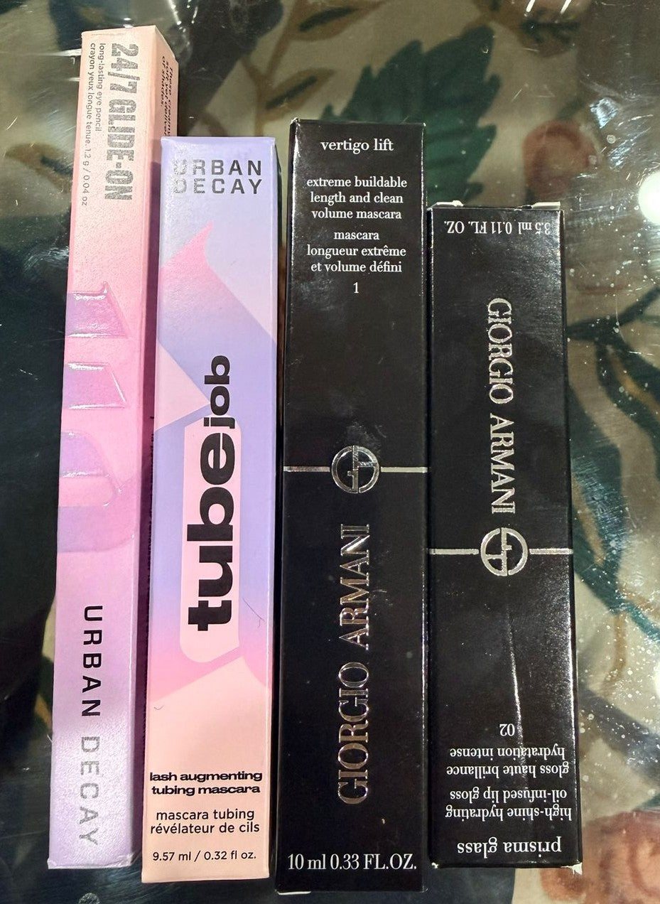 Combo: Urban Decay – 24/7 Glide-On Eye Pencil + Urban Decay – Big + Lash Augmenting Tubing Mascara + Giorgio Armani – Vertigo Lift Mascara+ Giorgio Armani – Prisma Glass Lip Gloss
